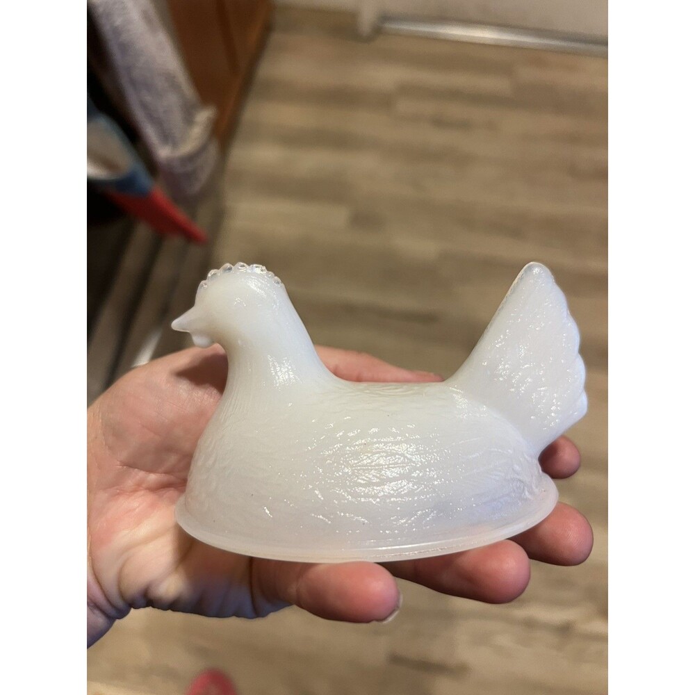 Indiana Glass Hen On Nest Milk Glass (TOP ONLY)